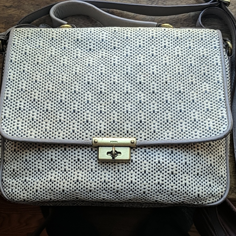 Fossil handbag
